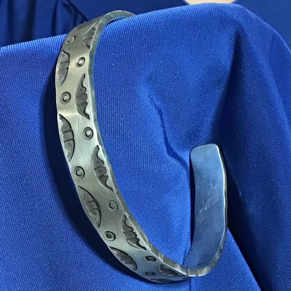 HAND STAMPED STERLING SOUTHWESTERN STYLE CUFF